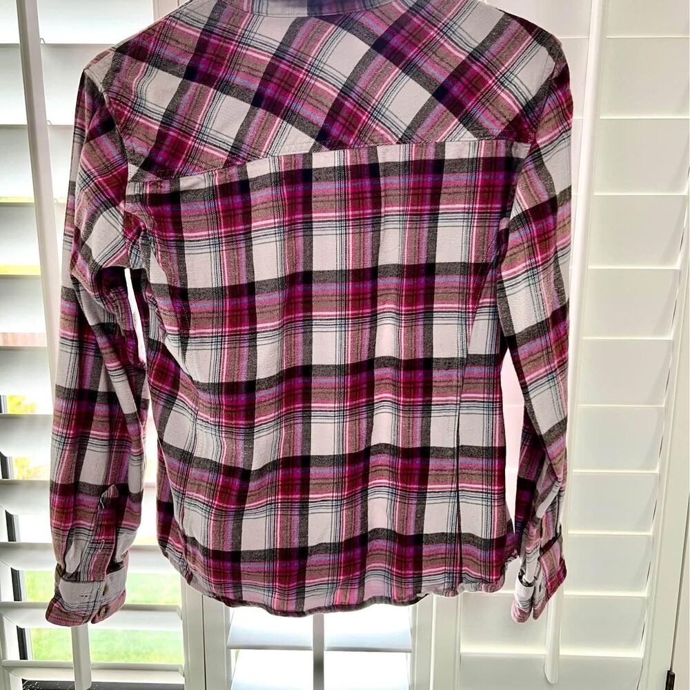 Carhartt Women's Flannel Button Down Shirt- size S - Picture 2 of 4
